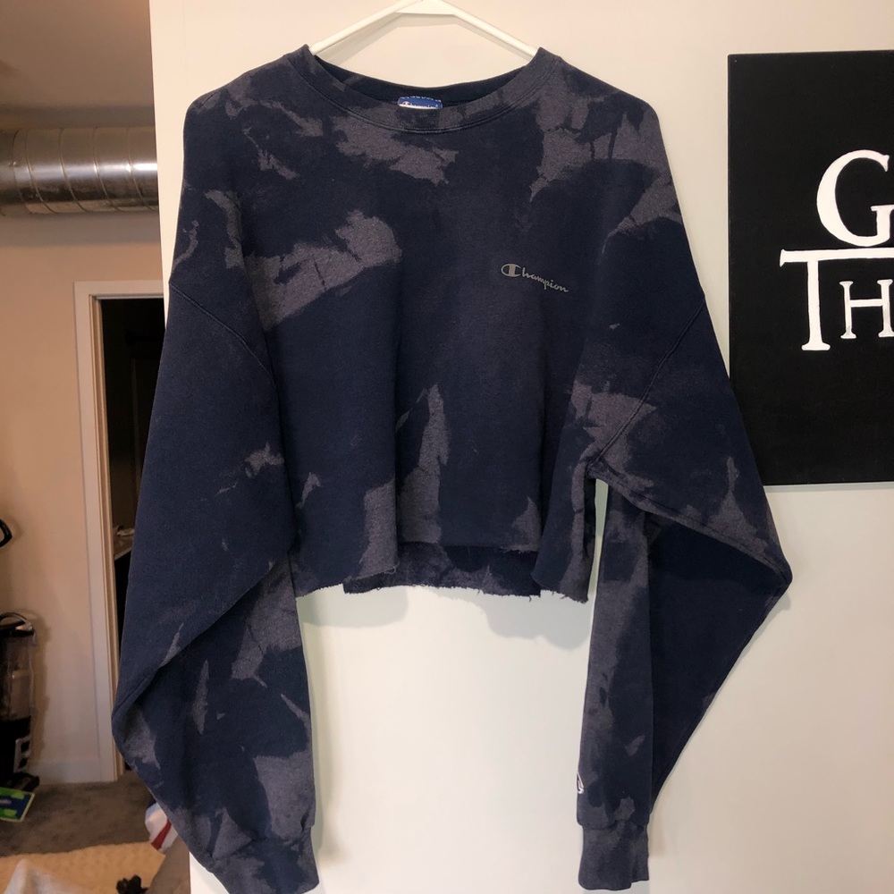 Hand-dyed crop champion sweatshirt